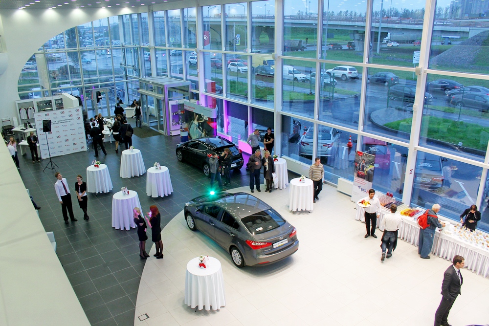 Автоцентр Аврора на Стартовой 4