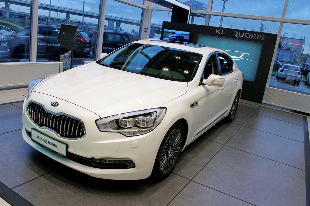 Kia Quoris в Автоцентре Аврора на Стартовой 4