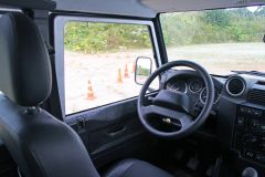 Салон Land Rover Defender 2012