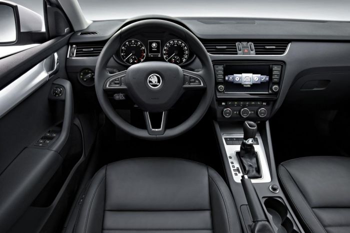 Skoda Octavia (Шкода Октавия) 2013