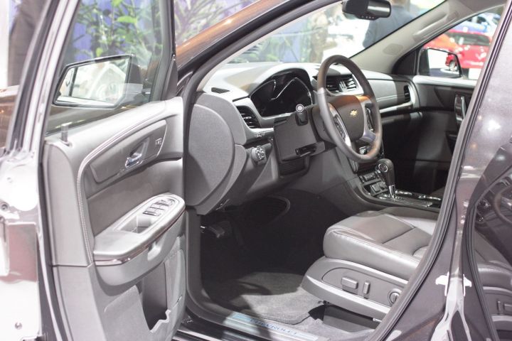 Новый Chevrolet Traverse водительское место Новый Chevrolet Traverse водительское место