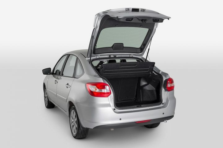 Объем багажника Lada Granta Liftback - 480 литров.
