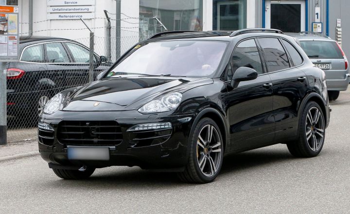 Porsche-Cayenne