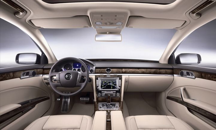 Volkswagen Phaeton interior
