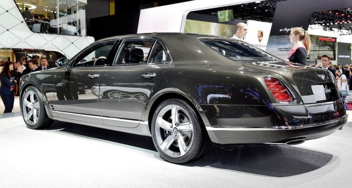 Bentley Mulsanne Speed представили в Париже.