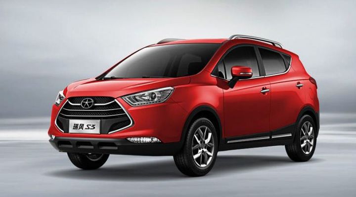 Китайский кроссовер JAC S3 возможно появится в России уже в 2015 году.