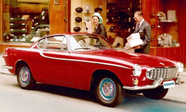 Раритетный Volvo P1800.