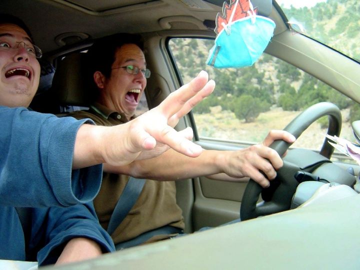 В России ужесточили требования к автошколам.