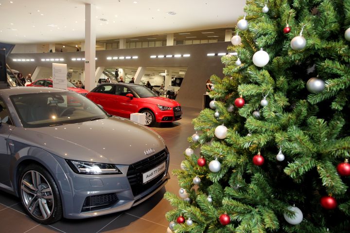Новогодние условия от «Ауди Центра Выборгский» на обслуживание автомобилей Audi старше двух лет.