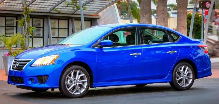 В США стартовали продажи Nissan Sentra 2015 модельного года