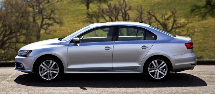Начались продажи Volkswagen Jetta нового поколения российской сборки Начались продажи Volkswagen Jetta нового поколения российской сборки