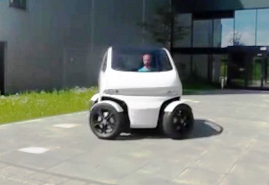 В Германии изобрели автомобиль, который умеет ездить боком (ВИДЕО)
