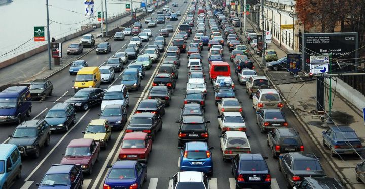 Сибиряки ездят на самых старых авто в России