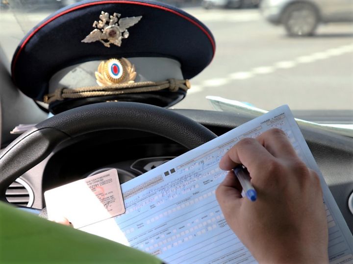В России почти 100 тысяч злостных неплательщиков штрафов ГИБДД В России почти 100 тысяч злостных неплательщиков штрафов ГИБДД