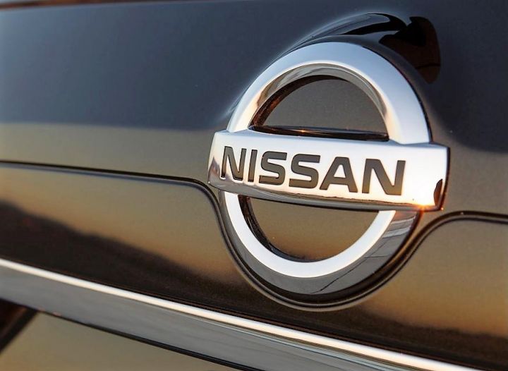 Nissan купил 34% акций компании Mitsubishi Motors Nissan купил 34% акций компании Mitsubishi Motors