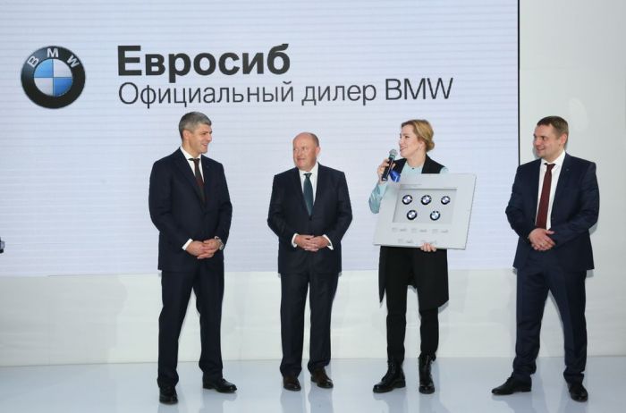 BMW Евросиб на Обводном, 74 Открытие: Дмитрий Никитин, Хендрик фон Кюнхайм, Елена Смирнова, Алексей Иванов