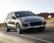 В России начались продажи Porsche Cayenne нового поколения (ВИДЕО)