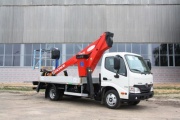 Компактный автогидроподъемник на базе Hino-300