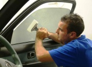 Водителей могут начать лишать прав за тонировку