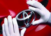 Toyota стала лидером продаж в первом квартале 2015 года