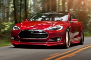 В Москве появились такси Tesla