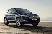 Toyota RAV4 забрала лидерство продаж у Renault Duster