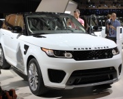 Range Rover представил «заряженный» Sport SVR